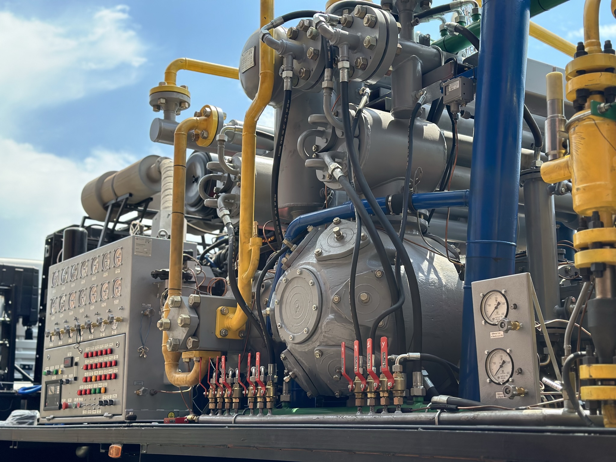 КОМПРЕССОРНЫЕ СТАНЦИИ