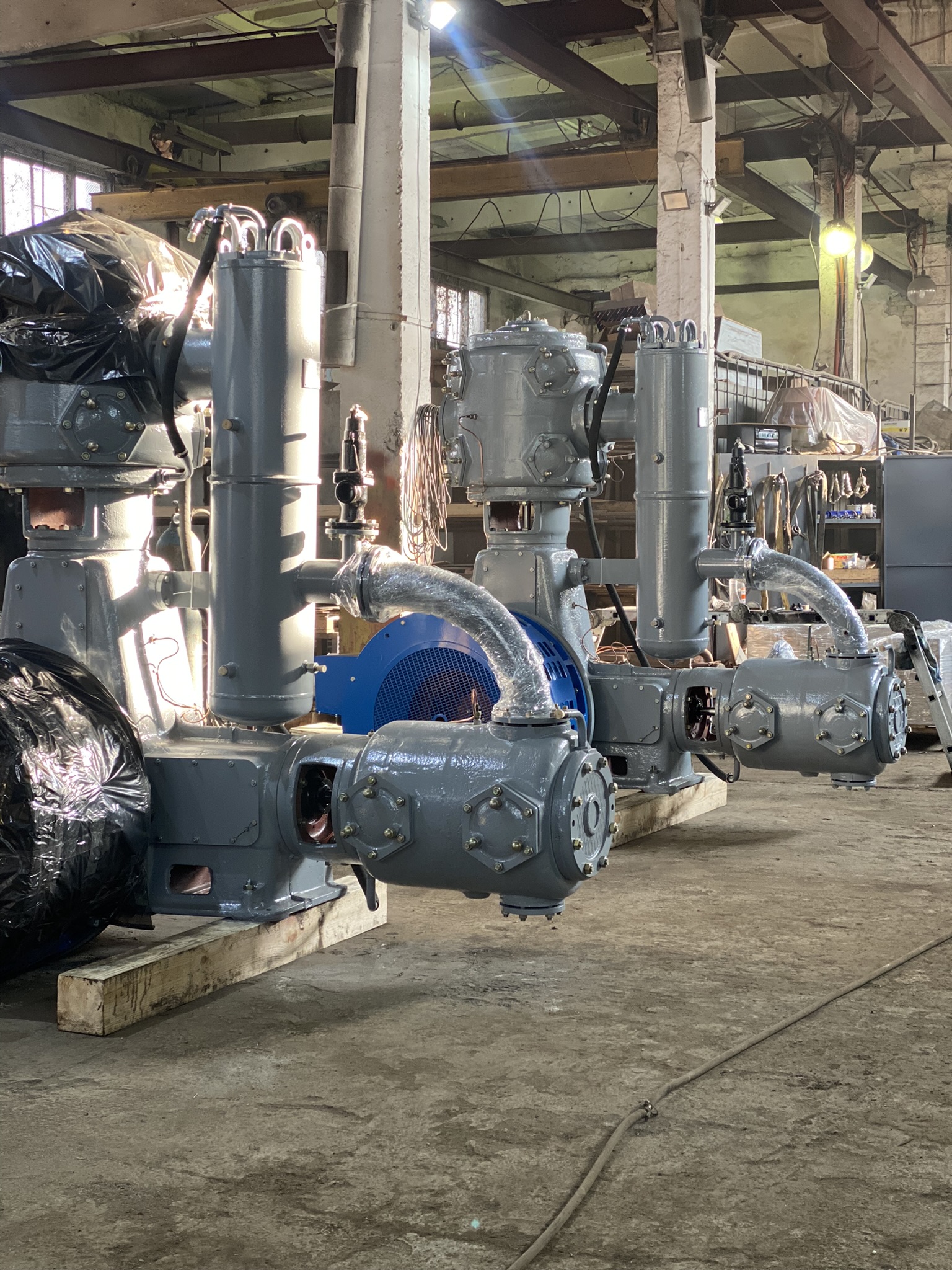 ПОРШНЕВЫЕ КОМПРЕССОРЫ